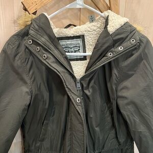 Levi’s women’s winter jacket with Sherpa hood